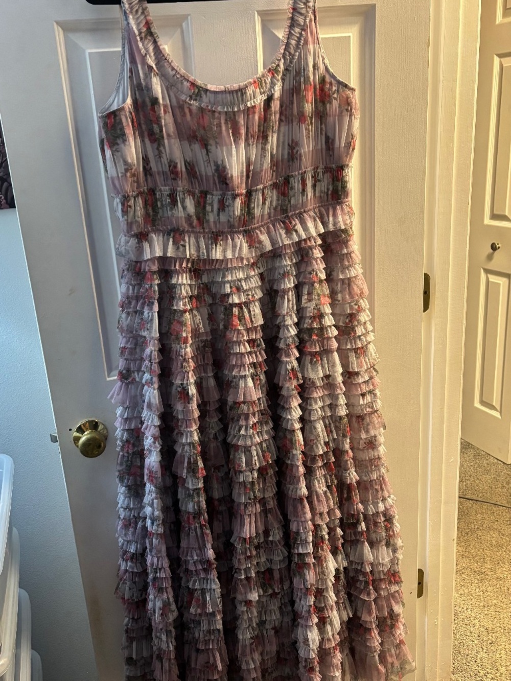 Mac Duggal size 10 ruffled long floral dress